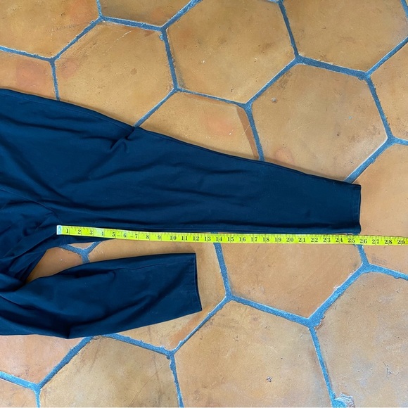 Torrid Full-Length Scoop Cami One-Piece Performance Active Jumpsuit SZ 3x 22-24 - Picture 8 of 8